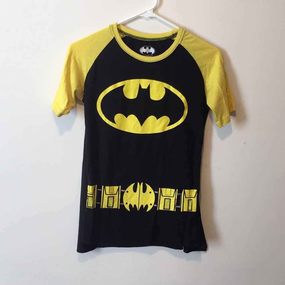 Batman shirt with detachable cape